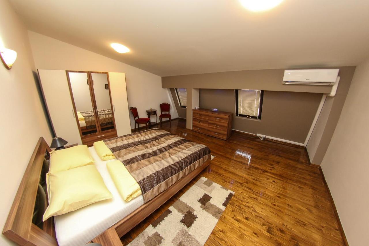 Apartments Cyrano 1&2 Sarajevo Ngoại thất bức ảnh